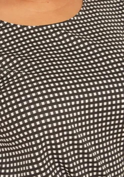 Pleione Plus Size Grid Pattern Top -Asoph Fashion Shop 2007156 001 4