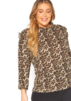 Asoph Plus Size Leopard Print Ruffle Knit Top