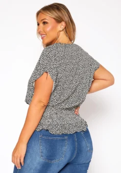 Asoph Plus Size Dainty Floral Print Smocked Blouse -Asoph Fashion Shop 2018298 001 2