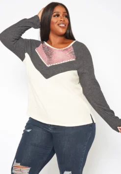 Plus Size Color Block Long Sleeve Knit Top