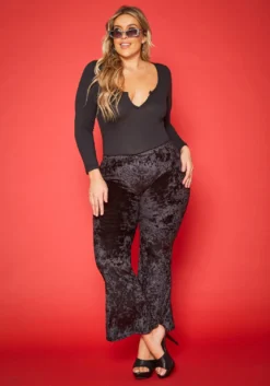 Plus Size Mid Rise Velvet Flare Leggings