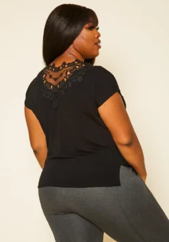 Plus Size Embroidered V-Neck Top -Asoph Fashion Shop 2019974 001 4