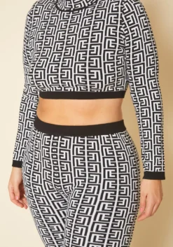 Plus Size Greek Key Print Crop Top & Biker Shorts Set -Asoph Fashion Shop 2020108 001 4