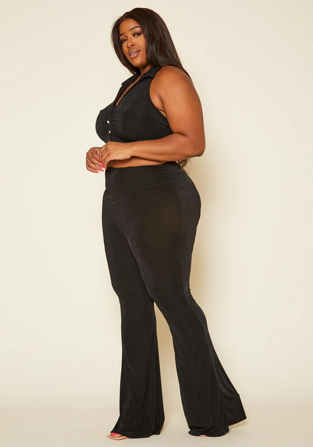 Plus Size Ruched Halter Top & Pants Set 3 Plus Size Ruched Halter Top & Pants Set - Image 3