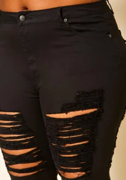 Plus Size Distressed Denim Bermuda Shorts -Asoph Fashion Shop 2020497 001 1