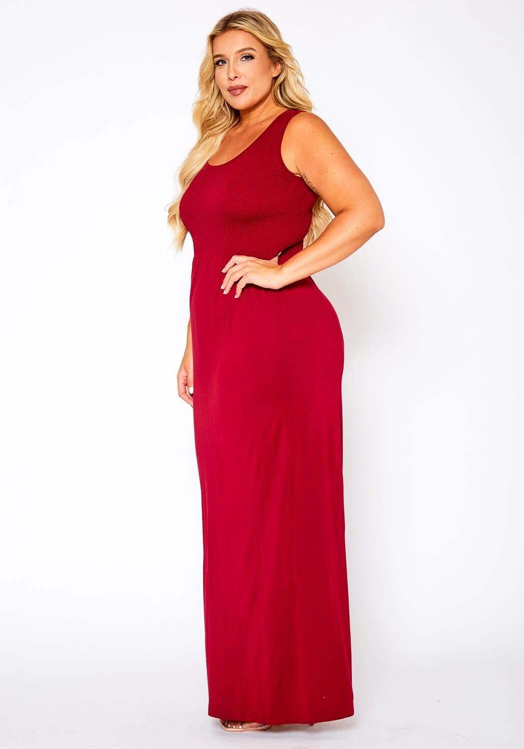 Plus Size Sleeveless Seamless Maxi Dress 4 Plus Size Sleeveless Seamless Maxi Dress - Image 4