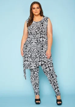 Plus Size Multi Print Sleek Top & Leggings Set