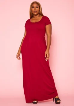 Plus Size Smocked Seamless Fit & Flare Maxi Dress