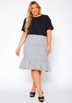 Plus Size Plaid Print Ruffle Flare Skirt -Asoph Fashion Shop 2021044 001 2