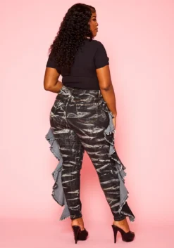 Plus Size Acid Washed Ruffle Hem Denim Jeans -Asoph Fashion Shop 2021117 001 4