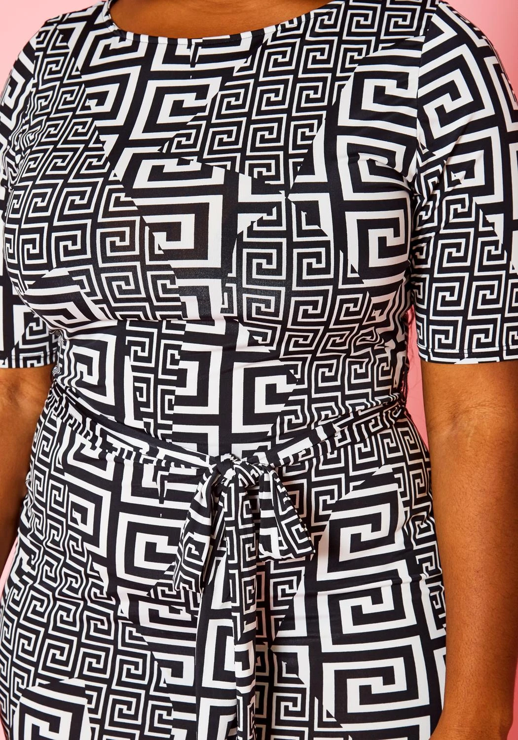 Plus Size Greek Key Print Bodycon Midi Dress 6 Plus Size Greek Key Print Bodycon Midi Dress - Image 6