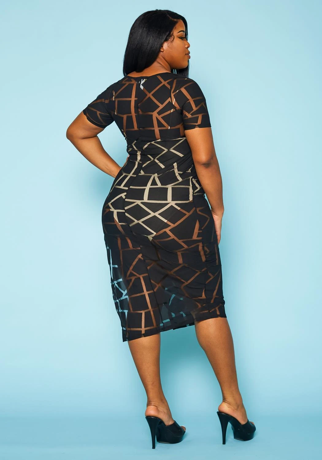 Plus Size Geometric Print Mesh Dress 5 Plus Size Geometric Print Mesh Dress - Image 5