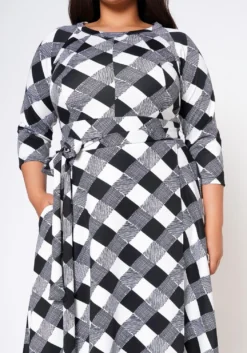 Plus Size Fit & Flare Plaid Pattern Maxi Dress -Asoph Fashion Shop 2022546 001 4