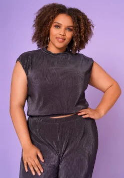 Plus Size Pleated Crewneck Blouse