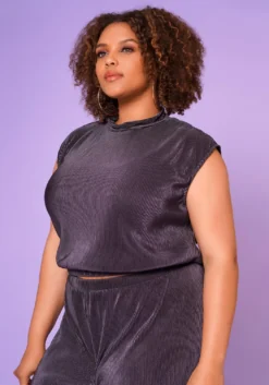 Plus Size Pleated Crewneck Blouse -Asoph Fashion Shop 2022637 001 3