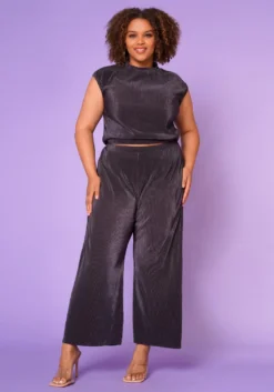 Plus Size Pleated Trousers