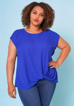 Plus Size On The Daily Top
